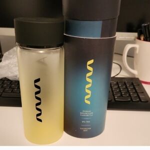 Armra Glass Bottle with Black Cap